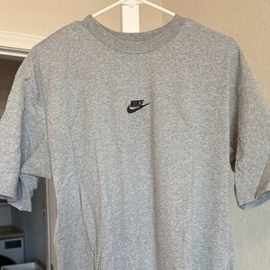 Men’s “The Nike Tee”